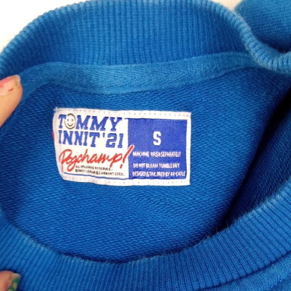 Tommy Innit size small blue crew neck sweatshirt pog champ 21 - Picture 3 of 9